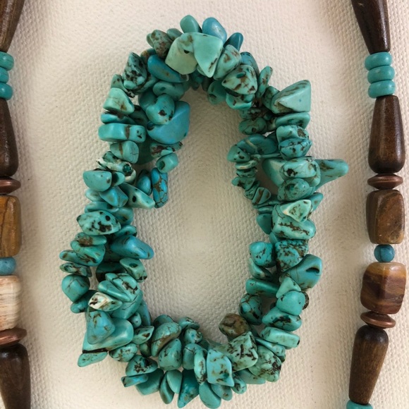 Turquoise Necklace Bracelet Set - Picture 4 of 4